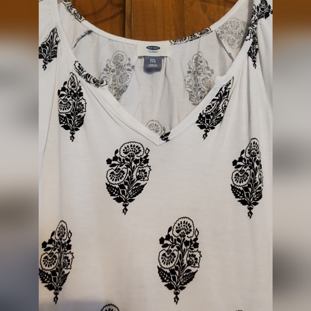 🛑 Old Navy XXL SS Split Neck White Print Blouse 🚔 - Picture 4 of 14